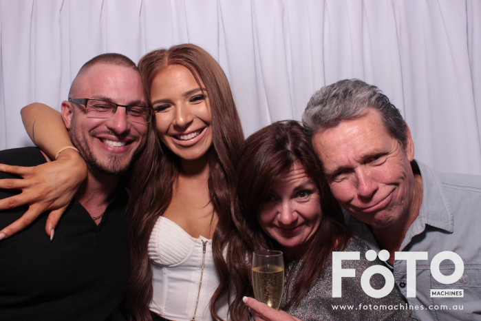 Billy's 21st | View more photos from the event at gallery.fotomachines.com.au/u/FOTOMachines/Billys-21st